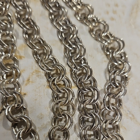 Chico’s Necklace Lariat Y Chain Skeleton Key Silver Tone Front Toggle Clasp - Picture 3 of 7